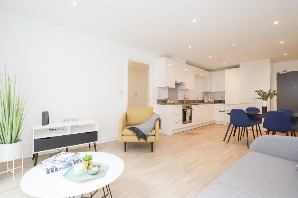 Apartment in Salford, Greater Manchester - View 3