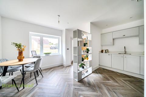 Fairoak Close, Kenley, CR8