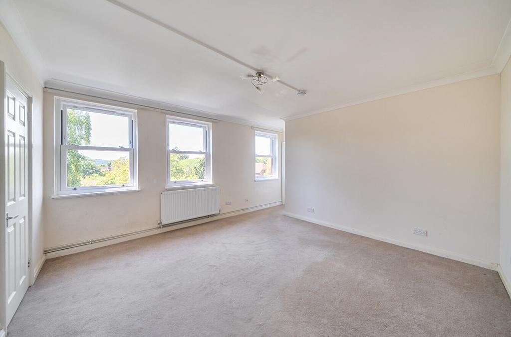 Apartment in Oxford - View 3