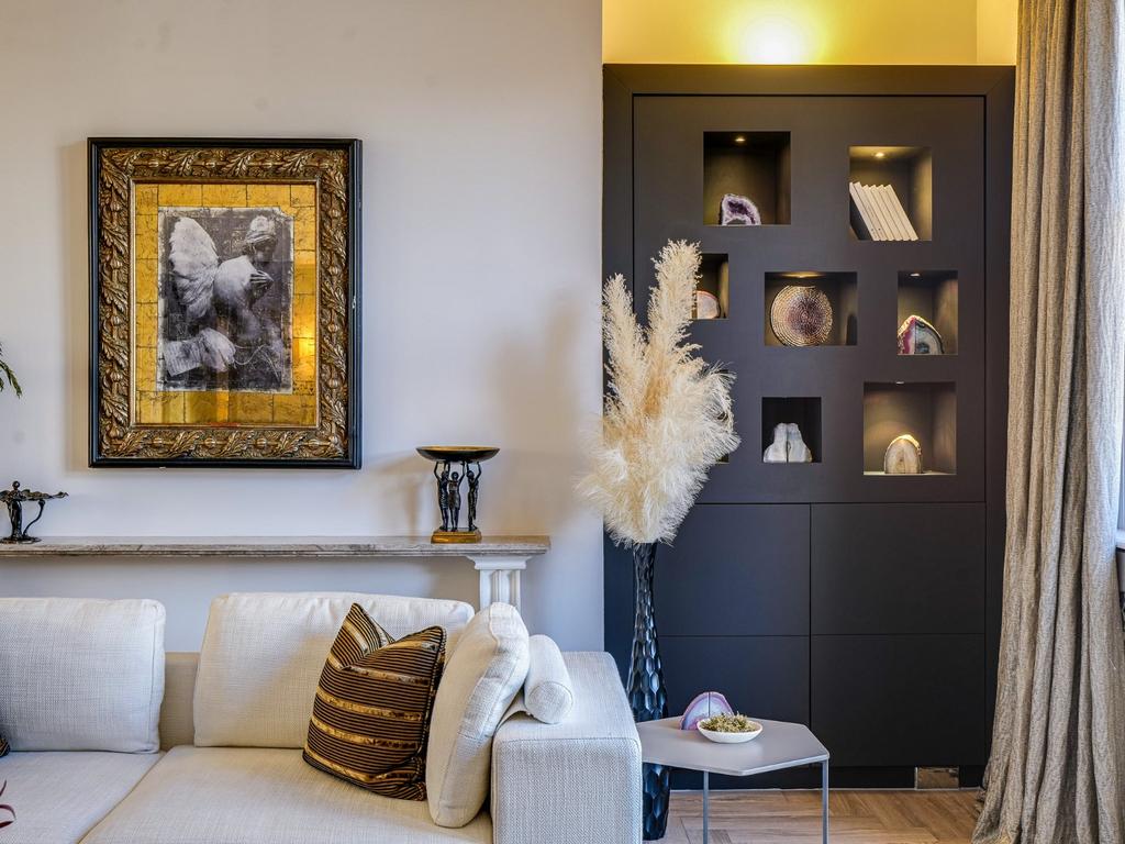 House in London - View 5