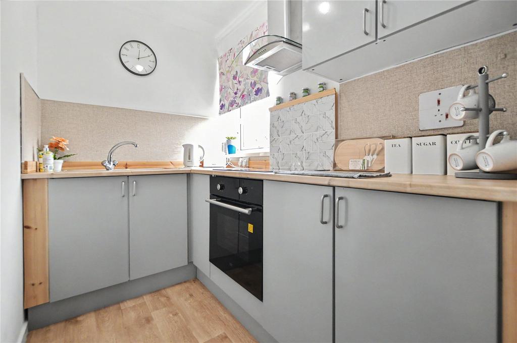 House in Leeds, Rothwell Haigh, Stourton - View 3
