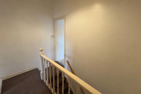 2 bedroom house to rent, Hope Street, Leigh, WN7