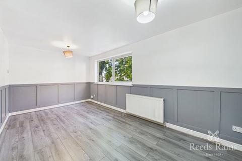 2 bedroom apartment to rent, Clarendon Road, Manchester M30