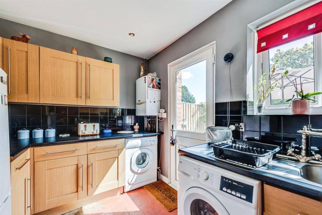 House in Oxford, Rose Hill - View 2