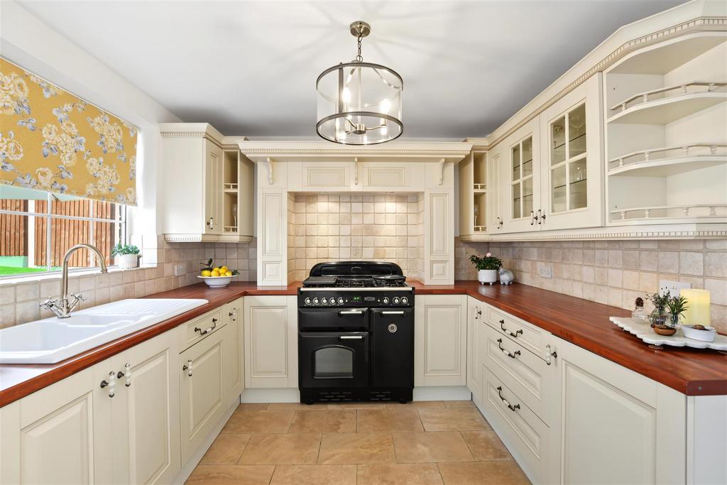 House in Nottingham - View 2