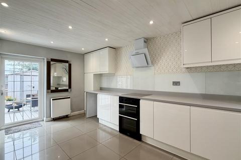 3 bedroom terraced house for sale, Wellbrookside, Peterchurch, Hereford