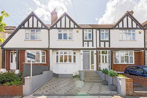 Brookbank Avenue, London W7