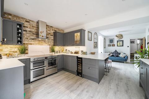 3 bedroom detached house for sale, Portway, Upton St. Leonards, Gloucester, GL4