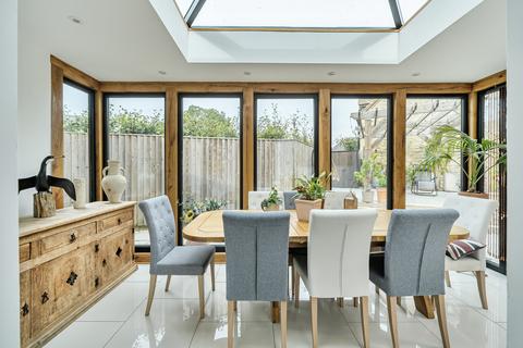 3 bedroom detached house for sale, Portway, Upton St. Leonards, Gloucester, GL4