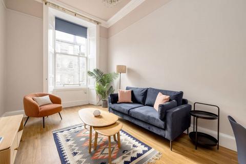 2 bedroom flat to rent, Abercromby Place, New Town, Edinburgh