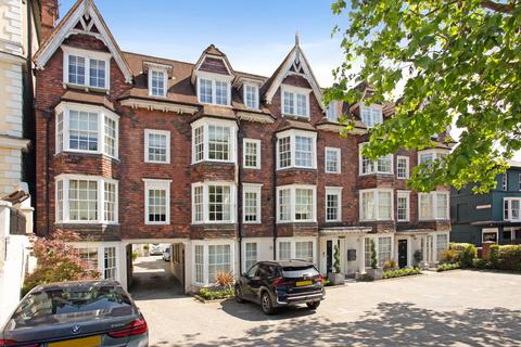 2 bedroom flat for sale, London Road, Tunbridge Wells, TN1