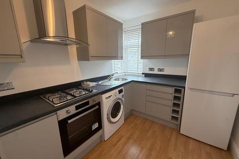 1 bedroom in a house share to rent, Blockley Road, WEMBLEY