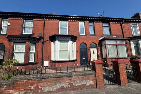 2 bedroom terraced house to rent, Walkden Road, Manchester M28