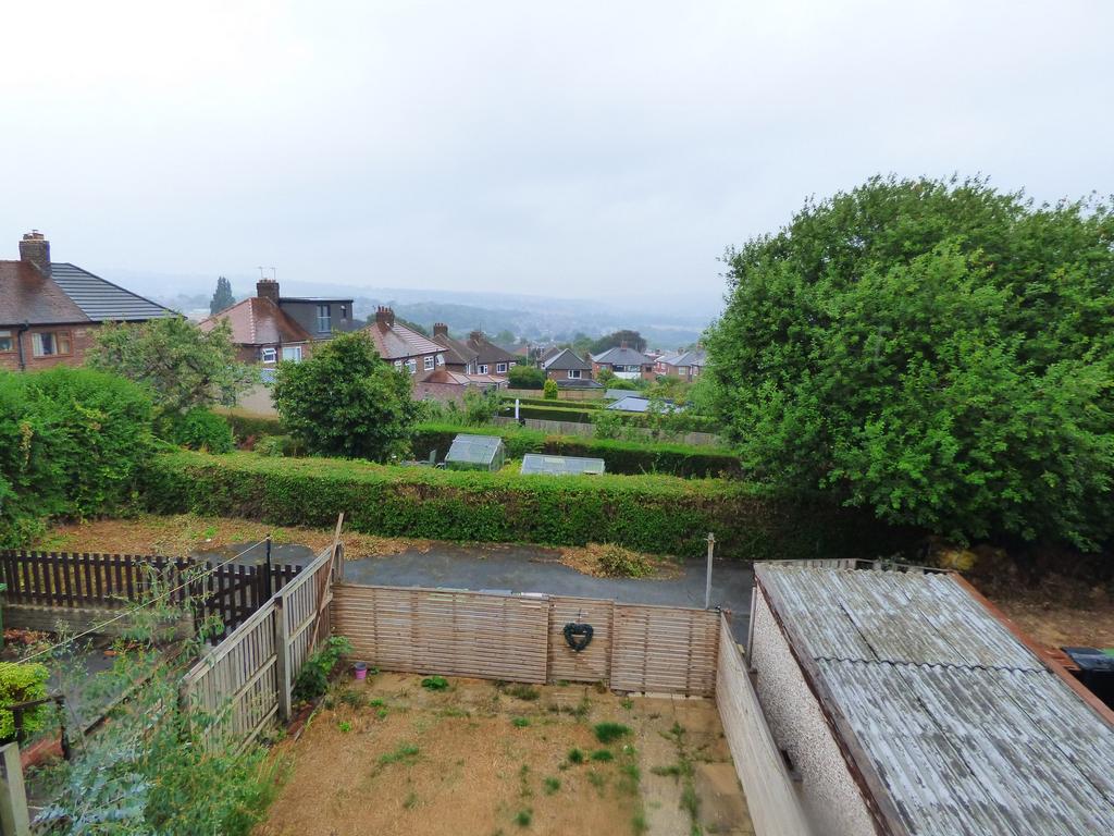 House in Leeds, West Yorkshire - View 3