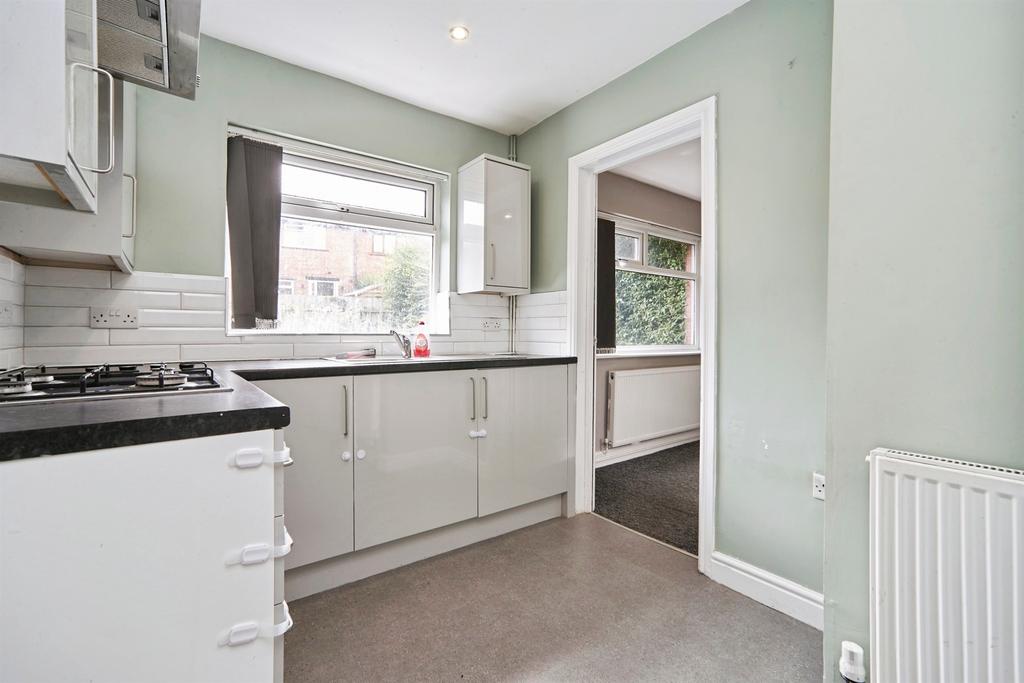 House in Leeds, Round Hill, Stanningley - View 3