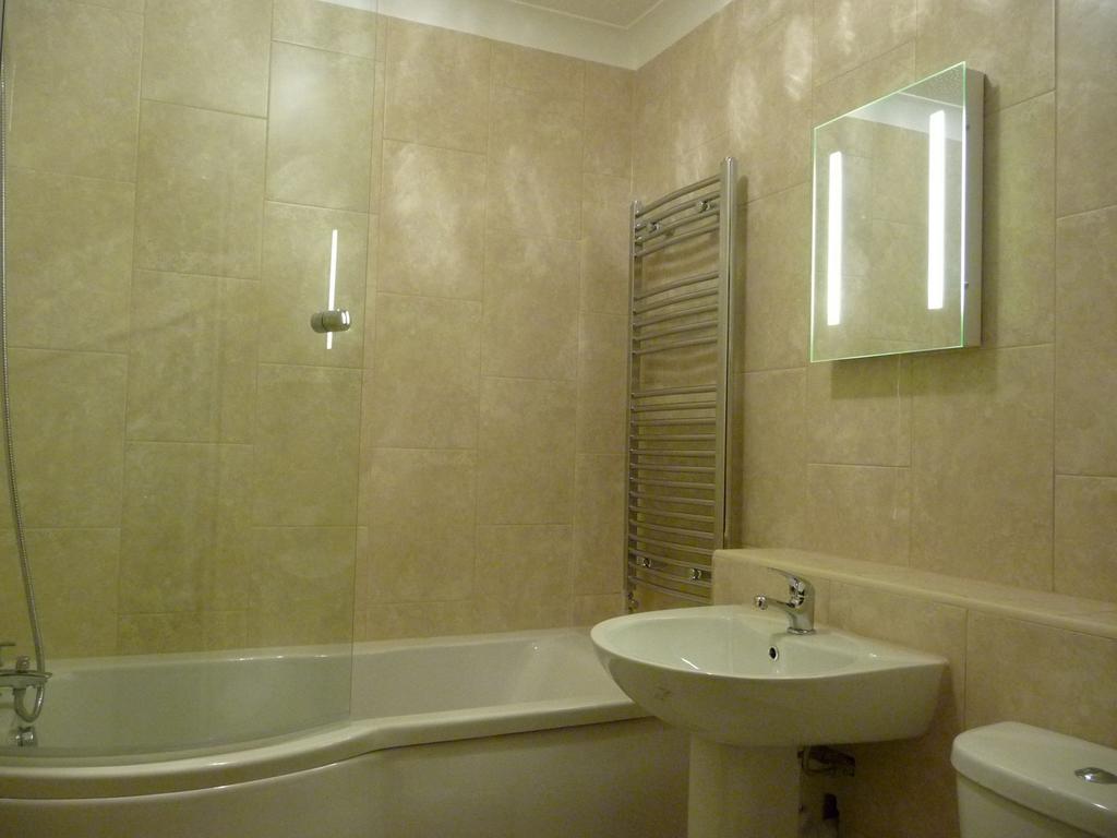 Apartment in Sutton Coldfield - View 4