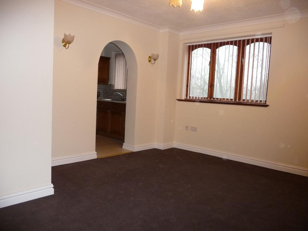 Apartment in Sutton Coldfield - More
