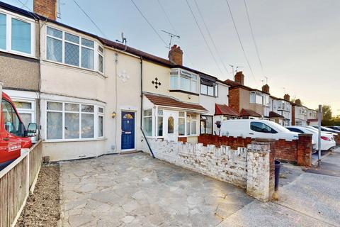 Fredora Avenue, Hayes UB4
