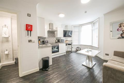 1 bedroom flat to rent, 5 West End Terrace, Southport PR8