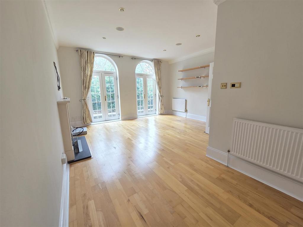 House in Long Ditton Surbiton - View 5