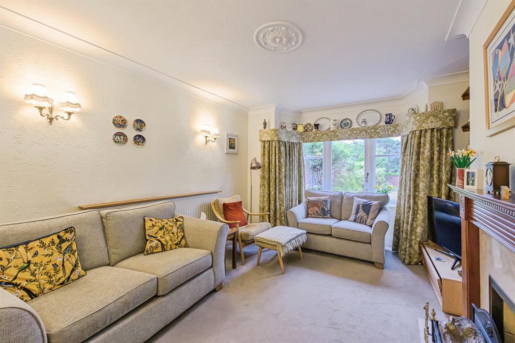 House in Sutton Coldfield, Whitehouse Common - View 3