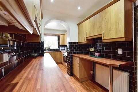 4 bedroom semi-detached house for sale, Rosegarth Avenue, Aston, Sheffield, South Yorkshire, S26