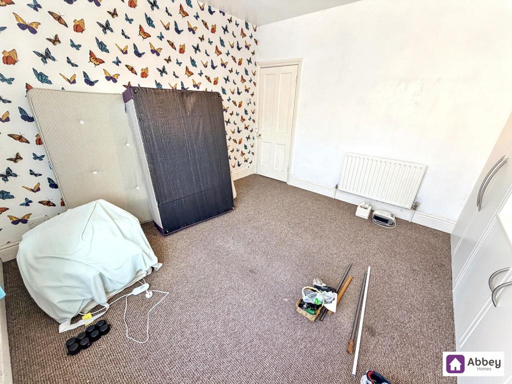 House in Leicester - More
