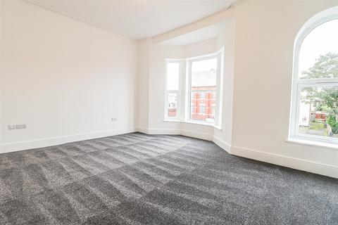 1 bedroom in a house share to rent, Sussex Road, Southport PR9