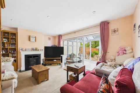 3 bedroom semi-detached house for sale, Frensham Road, Crowthorne, Berkshire, RG45