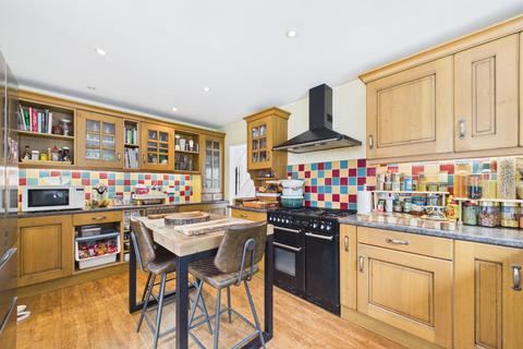 3 bedroom semi-detached house for sale, Frensham Road, Crowthorne, Berkshire, RG45