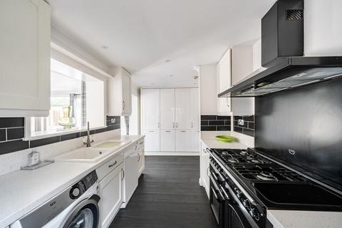 3 bedroom bungalow for sale, Faringdon Road, Kingston Bagpuize, Abingdon, Oxfordshire, OX13