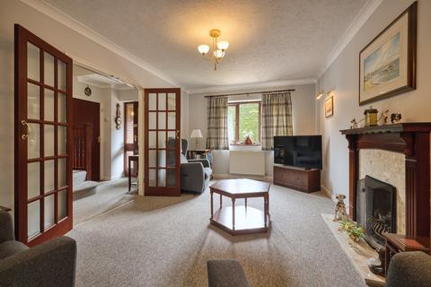 4 bedroom detached house for sale, Bridleway Gardens, Broadstairs, Kent, CT10
