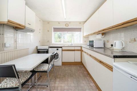 3 bedroom detached house for sale, Saxonbury Avenue, Sunbury-On-Thames TW16