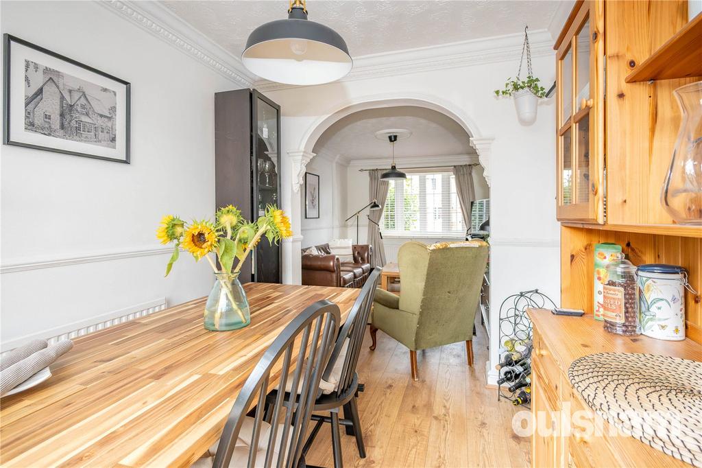 House in Birmingham, Cotteridge - More