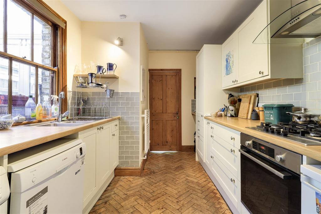 House in Cambridge, Romsey - View 2