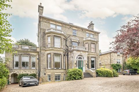 1 bedroom flat for sale, Putney Hill, London, SW15
