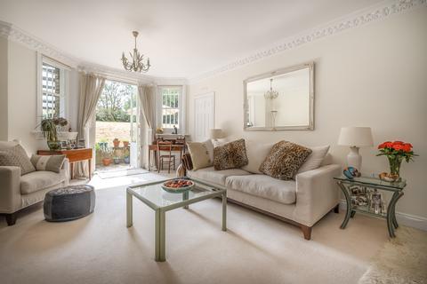 1 bedroom flat for sale, Putney Hill, London, SW15