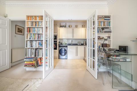 1 bedroom flat for sale, Putney Hill, London, SW15
