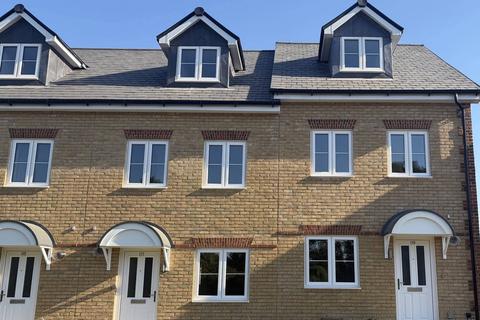 3 bedroom terraced house for sale, Tovil, Maidstone, Kent, ME15 6FL