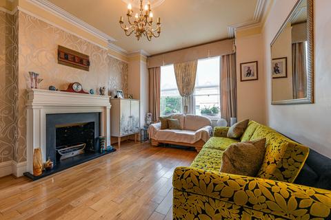 4 bedroom terraced house for sale, Merchiston Road, Catford, London, SE6