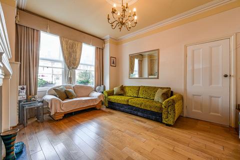 4 bedroom terraced house for sale, Merchiston Road, Catford, London, SE6