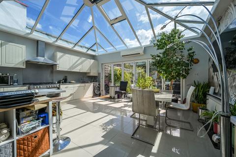 4 bedroom terraced house for sale, Merchiston Road, Catford, London, SE6