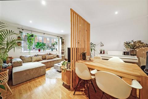 2 bedroom apartment for sale, Wedmore Street, London, N19