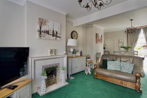 3 bedroom house for sale, Wilmington Gardens, Barking IG11