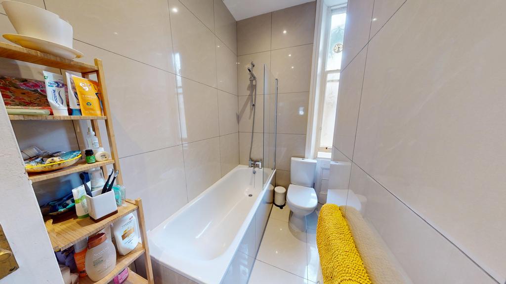 Apartment in Hove - View 3