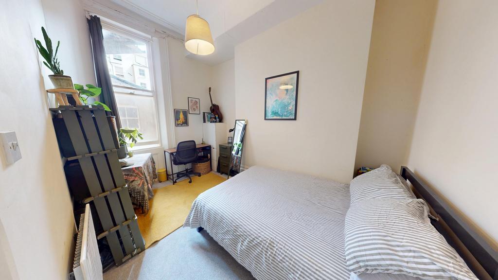 Apartment in Hove - View 4