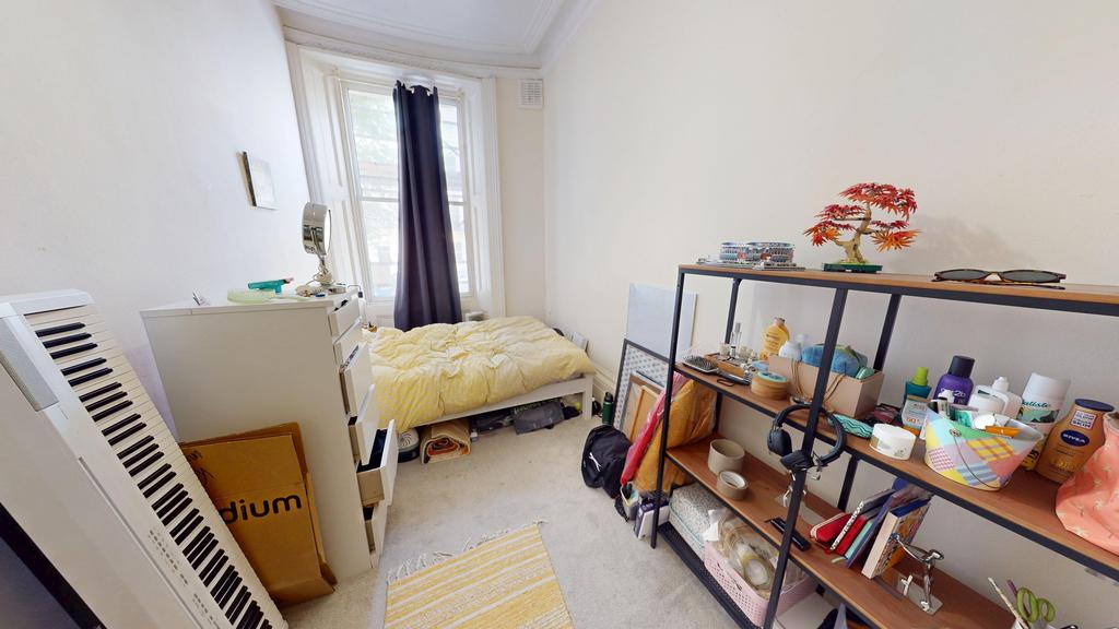 Apartment in Hove - View 5