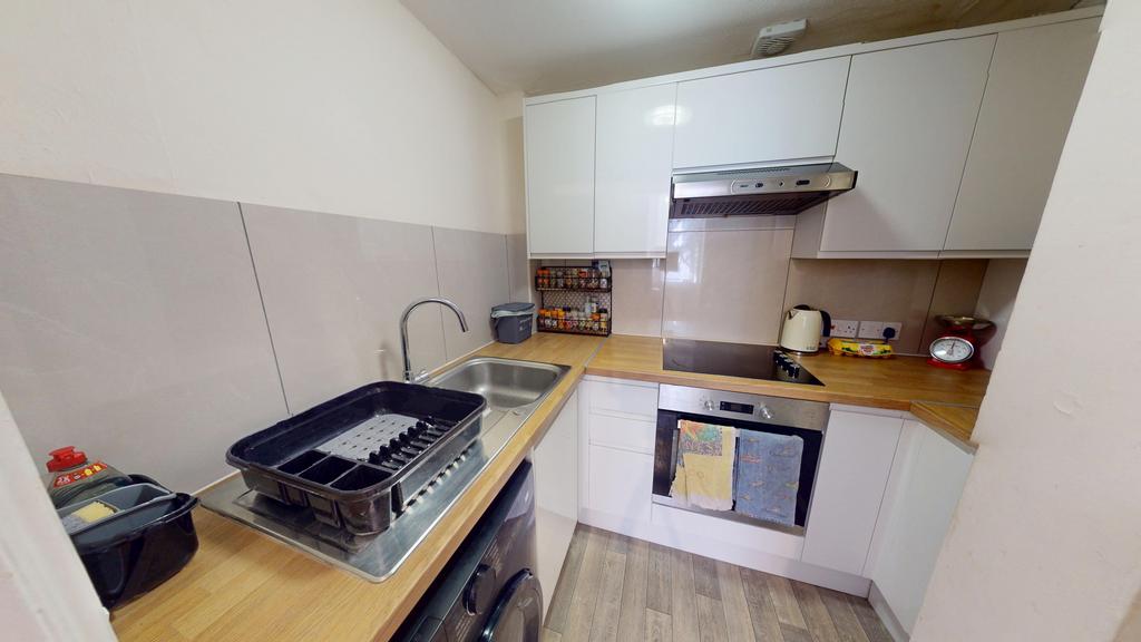 Apartment in Hove - View 2