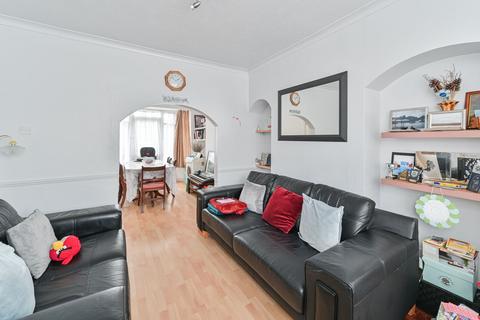 3 bedroom end of terrace house for sale, Ankerdine Crescent, Shooters Hill, London, SE18