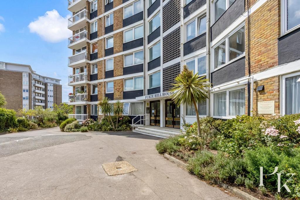 Apartment in Hove - View 4